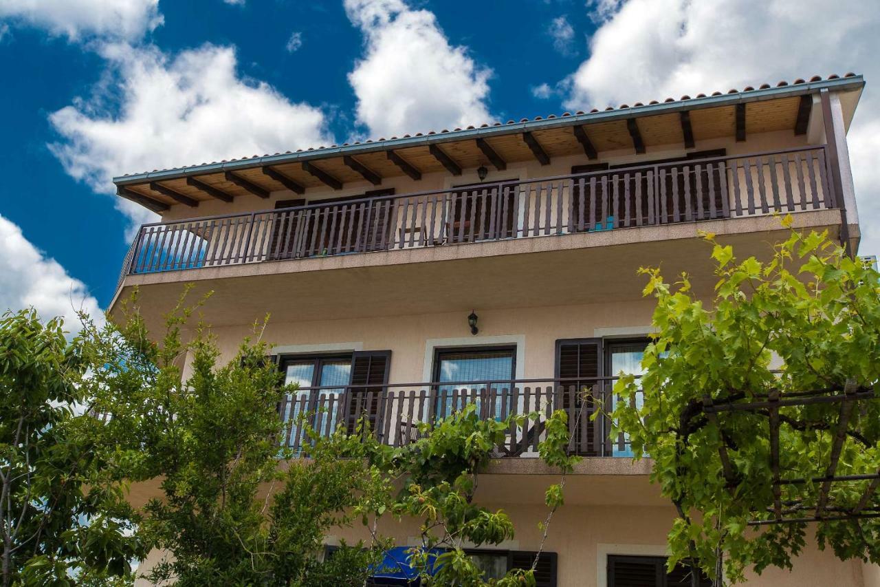 Apartments Faro & Mondo Crikvenica Esterno foto
